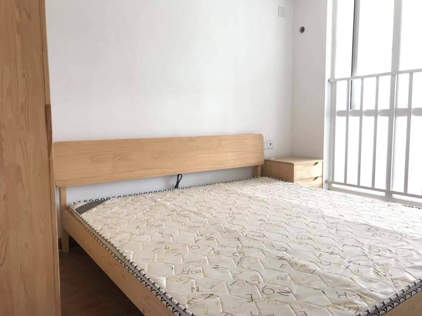 金外滩 2室 首付 28万 